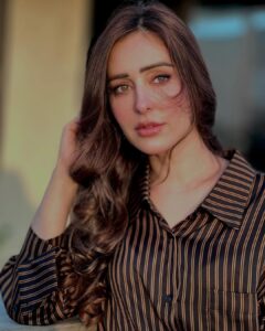 Actress Sidra Niazi HD Photos and Wallpapers March 2024