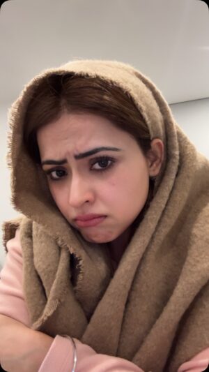 Simi Chahal Instagram - 🙄
