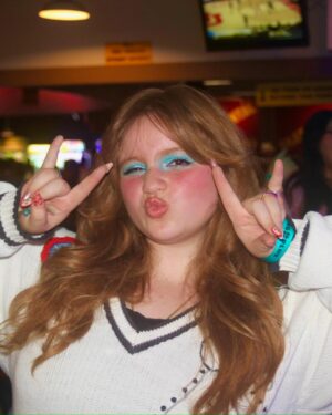 Skylar Gray Instagram - like totally 🛼🩵❕

#80s #rollerskating #retroaesthetic #photoshoot #makeupoftheday