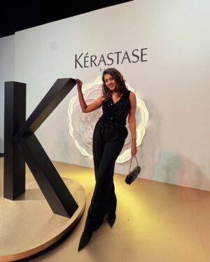 Sonal Aggarwal Instagram - Celebrated 20yrs of @kerastase_official in India, last night in Mumbai. 
What a grand evening… the highlight being the launch of the newest, upgraded version of their iconic Elixir Ultime which is now better than ever before! 
#ShineLikeAnIcon 

#pinkpeppercorn #KerastaseIndia #NewElixirUltime
#hosted