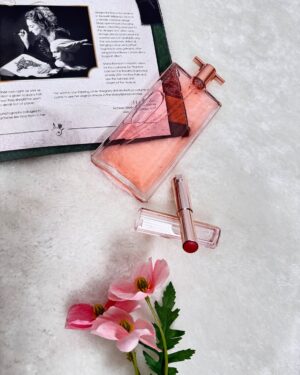 Sonal Aggarwal Instagram - #Gifted | In my soft girl era… 
Because this valentines day is all about An Idôle Affair… 🌸
.
Celebrating with @lancomeofficial Lip Idôle Butter Glow & Lancôme Idôle Perfume

#Lancomelndia #Lancomeldole #Lipldole
#LancomeMakeup #LancomeFragrance #valentinsday