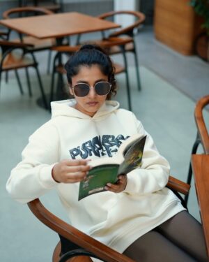 Sonal Aggarwal Instagram - Just Sundaying 💚🩵🤍
.
.
#pinkpeppercorn #stylewithsonal #sundayvibes