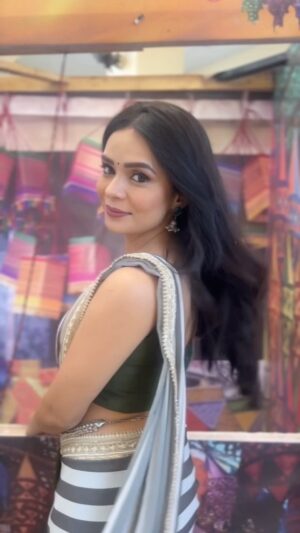 Sonal Vengurlekar Instagram - Ishq ♥️

#trendingreels #ishq #love