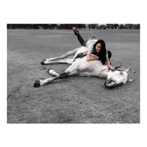 Sonia Couling Instagram - Exactly 2 weeks ago, I had to make the most, difficult, heartbreaking decision to let u go. My sweet Marengo. I miss u dearly. 💔😢 Thank u for the memories and the beautiful 11 years together. May u gallop, happy and free wherever your soul takes you and I pray that we will meet again there❤️Horses lend us the wings we lack. 

“I can make a General in five minutes, but a good horse is hard to replace” — Abraham Lincoln 

U are truly irreplaceable. #marengo #1sthorse #1stlove #heartbroken