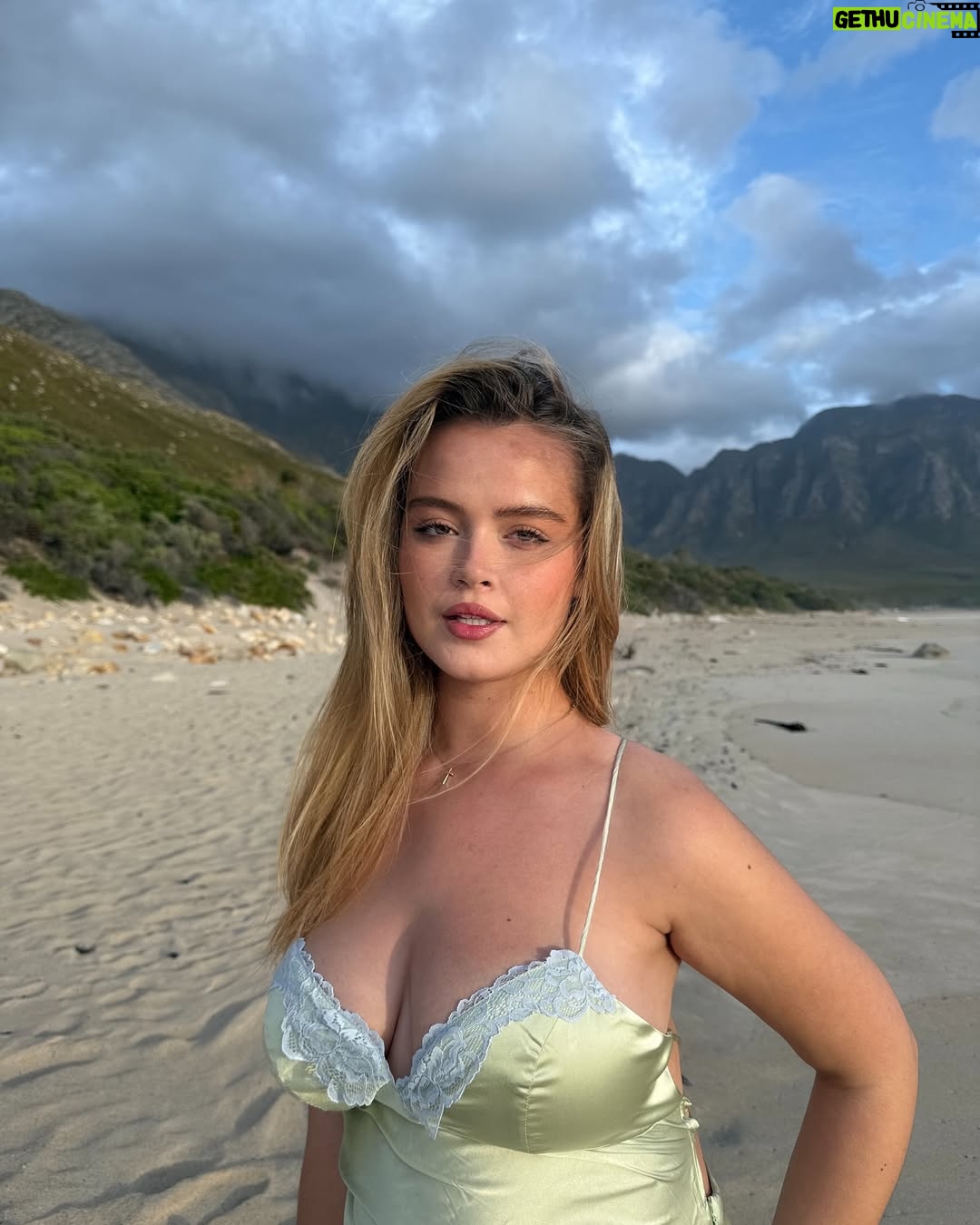 Soraya Naomi - 41.8K Likes - ✨