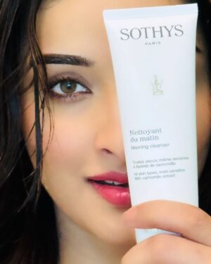 Sowmya Menon Instagram - In love with SOTHYS self care products! ✨
Enjoy and pamper yourself with their amazing range. Use the promo code "SOWMYA" for a special 10% discount on all products ❤️❤

 #SelfCareWithSOTHYS
