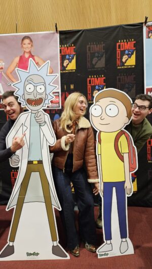 Spencer Grammer Instagram - Apparently in Dublin, there’s an actual Needful Things store…. @needful.things.ireland 

Not sure which came first…upon finding it, we felt the need to recreate some of the episode… for your viewing pleasure. 😘

#rickandmorty #needfulthings #sumsum #dublin #viralrëëls #adultswim