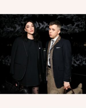 St. Vincent Instagram - ♥️ @thombrowne