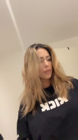 Stephanie Herela Instagram - Scroll down for English 😉
¡Hola a todos! Estoy preparándome para transmitir en vivo en Kick. 🎥 ¡Únete a mi comunidad; Si disfrutas de los juegos de azar o las apuestas, ¡no te lo pierdas. El enlace está en mi biografía. Sígueme y usa el código ‘Steph’ para participar en nuestro ranking semanal de 700 monedas y obtener un bono de depósito del 5%. 🤩 🤩🤩😱😱
——
Hey everyone! I am getting ready to go live on Kick. 🎥 Are you passionate about gambling? Ensure you’re part of the action! 🤯 The link’s in my bio. Use code ‘Steph’ to enter our 700-coin weekly leaderboard and snag a 5% deposit bonus. Let’s have some fun together! 🎉 #leaderboard #live #stream #kick #gaming