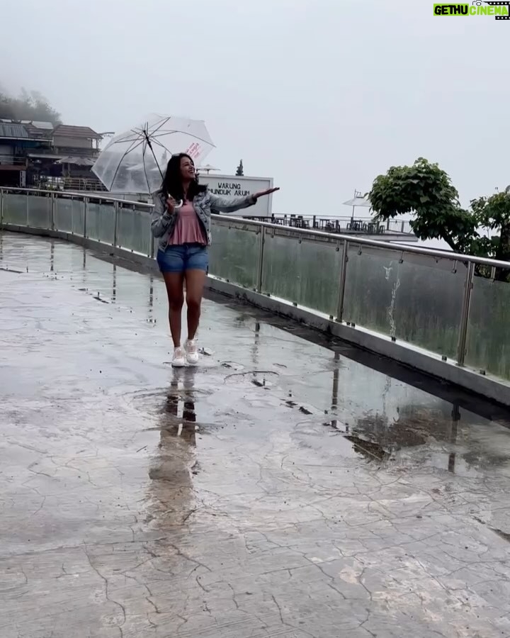 Subiksha - 1.7K Likes - Feeling cute🫶🫶Denim vibes all day 🖤💙
#🫶 #trip #indonesia_photography #indonesia #denimshorts #denimjacket #baliindonesia #2025 #🫶🏻❤️🔥💫🌍 #kintamani #traveldiaries