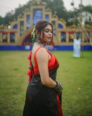 Sudeshna Biswas Instagram - সকলকে জানাই শুভ শারদীয়া প্রীতি ও শুভেচ্ছা

#durgapuja2024