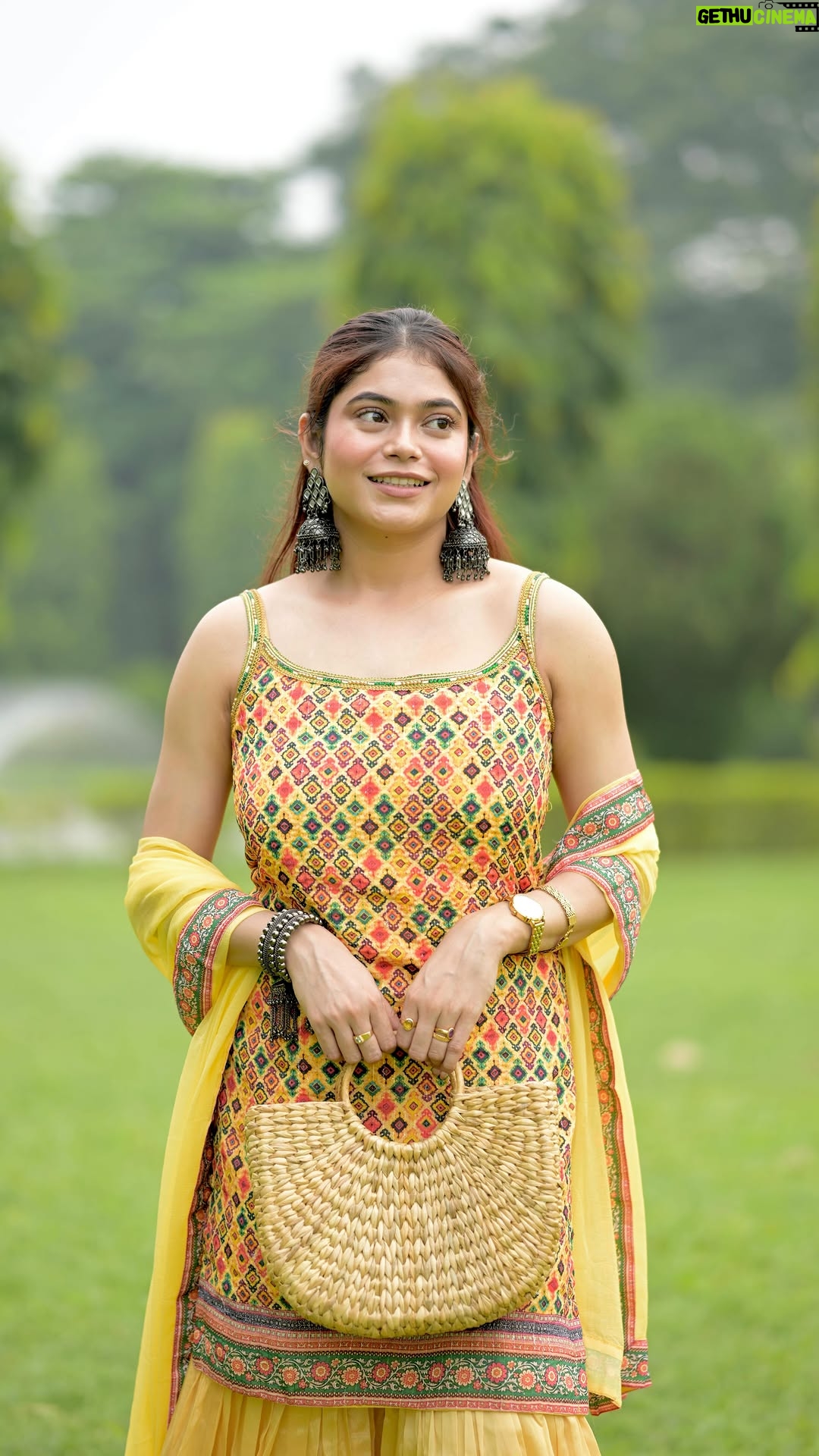Sudeshna Biswas - 20.1K Likes - Shopping for the festivities is my favv! But while I’m out shopping in the sun, I won’t let dullness or tanning spoil my glow. That’s why I always carry my perfect shopping partner: @glowandlovely.india Brightening Sunscreen! ☀️With SPF 30, PA , and Vitamin C, it gives me bright, glowing skin without any white cast. 🌟🤍 #Ad