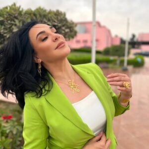 Sulaf Fawakherji Instagram - كلمة أخيرة ... الليلة 
مع لميس الحديدي على قناة @ontv 
التاسعة بتوقيت مصر العاشرة بتوقيت دمشق 
لمن يود المتابعة 🤍
#سلاف_فواخرجي #sulaffawakherji
 #لميس_الحديدي #ontv 
#علي_رمضان @aliiramadan0
#مصر #سوريا #egypt #syria
#dress @sarayousry_official
#makeup @nesrenyousry_mua
#accessories #Egyptian_accessory @sepiajewellery
#hair @saeedsharayet 
#مدينة_الإنتاج_الإعلامي