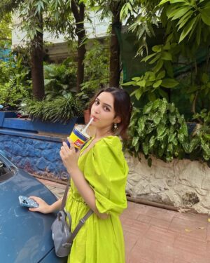 Sunakshi Grove Instagram - Moments from October 🪬🪄🍭🍁🦄🪔