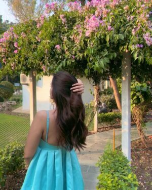 Sunakshi Grove Instagram - Blueming 🌷