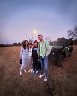 Sunita Marshall Instagram - What an amazing African safari it has been @krugernationalpark 
Couldn’t take clear pictures of the lions and leopards and missed seeing the rhinos 🦏 

@hassan.ahmedofficial