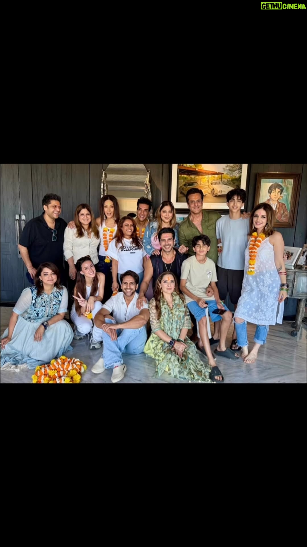Sussanne Khan - 20.5K Likes - Flower Holi Celebration with my beautiful tribe.. 🙌🏻🦋🌈🩷💚🩵💙🧡💛💜🤎🤍🩶🖤missed a few, but thoroughly grateful for everything this Universe has blessed me with.. ‘ The best work you do will be within the four walls of your home’ … this is the most important lessen I learnt from Life, take that extra time and care to make all the special people in your Life feel surrounded with love and relentless support, then magically your Life will bloom. #sussannekhan #Holi #bestfamilyever