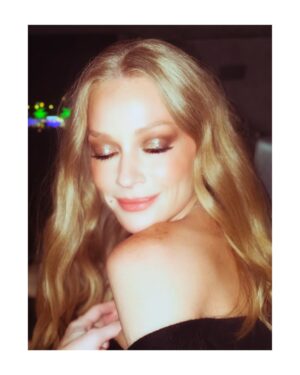 Svetlana Khodchenkova Instagram - …..❤️ #lorealparis
