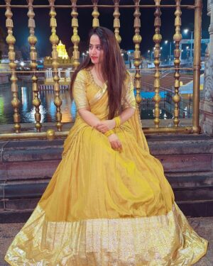 Swathi Deekshith Instagram - This birthday 🎂 was truly different. Glad He chose me to be here. 🙏✨ Starting my special day with the blessings of Lord Venkateswara at Tirupati felt truly divine. 🛕❤️ No parties, no grand celebrations—just me, my family, and God’s presence. And honestly, that’s all I needed.

What I realized is that nothing matters more than His peace and blessings. 🌸✨ Standing before Him during the suprabhatha Darshanam, looking into His eyes, I felt something beyond words—pure gratitude and calmness. 🕊️💖

This simple yet meaningful time spent with my family in devotion was truly special. Feeling blessed, grateful, and at peace. 🙏❤️

Om Namo Venkatesaya. 🙏🙏🙏
Om Namo Narayana. 🙏🙏🙏
#BlessedBirthday #Tirupati 🛕 #FamilyAndFaith 👨‍👩‍👦‍👦 #DivineGrace ✨ #GodsBlessings 🌸 #OmNamoVenkatesaya #OmNamoNarayana