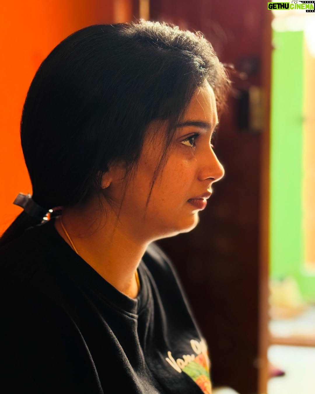 Swathi Konde - 50.3K Likes - Kutty drive to bangalore 🚙
Appa Amma thangacchi Frnds nyabagam vantha ipdi ellam nadakkum 😂❤️