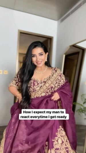 Swati Verma Instagram - How I expect my man to react every time I get ready 🤣🥹 What about you? Comment below 👇🏻

Outfit- @frontierraasdubai 
Jewelry- @anaiasjewels
