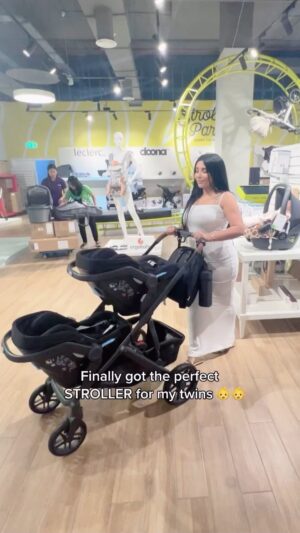 Swati Verma Instagram - 👶🏻👶🏻 Can you 𝐆𝐔𝐄𝐒𝐒 which stroller brand we chose for our twins? 🛍️🎉 Drop your guesses below! 🖊️✨ I’ll PIN 3 COMMENTS with the RIGHT ANSWER 🥇🥈🥉
