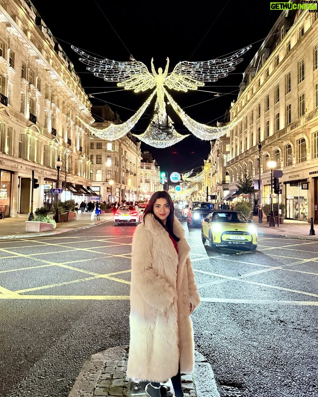 Syeda Tuba Anwar - 92.1K Likes - In a sea of twinkles ✨💫♥️
#tubaanwar