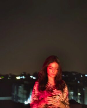 Syeda Tuba Anwar Instagram - Under the stars ♾️