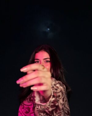 Syeda Tuba Anwar Instagram - Under the stars ♾️