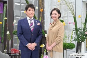 Takako Tokiwa Instagram - ギリギリセーフ

21:00からの「御上先生」の、

その後は…

22:00から「日曜日の初耳学」

進学校卒の林先生の話、めちゃくちゃ面白かった！！

@hatsumimigaku