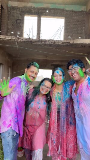 Tamanna Vyas Instagram - Bura na mano Holi hai 🤘 🌈 

#happyholi #holi2025 #holicelebration #holiwithfamily❤️ #tamanna