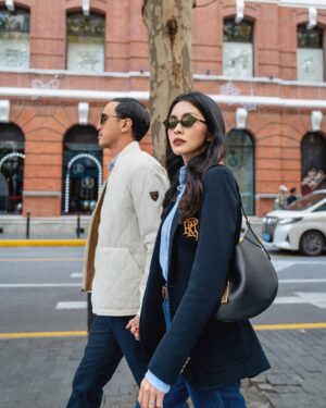 Tang Thanh Ha Instagram - Chuyến công tác cuối năm ngay mùa mình thích nhất! Năn nỉ ấy cho mình 30 phút chụp 1 bộ ảnh kỷ niệm. Bạn chụp ảnh cứ đưa máy lên là người mẩu nam mặt đóng băng lại các bác ạ! 🙂 Cám ơn ấy nha 🍁 

In @poloralphlauren @ralphlauren / @acfc.vietnam 

A wonderful trip to Shanghai for the premiere of Very Ralph, celebrating timeless style and elegance with Ralph Lauren. Thank you the amazing Ralph Lauren team and ACFC Vietnam.

📸 thank you @jinhong0417