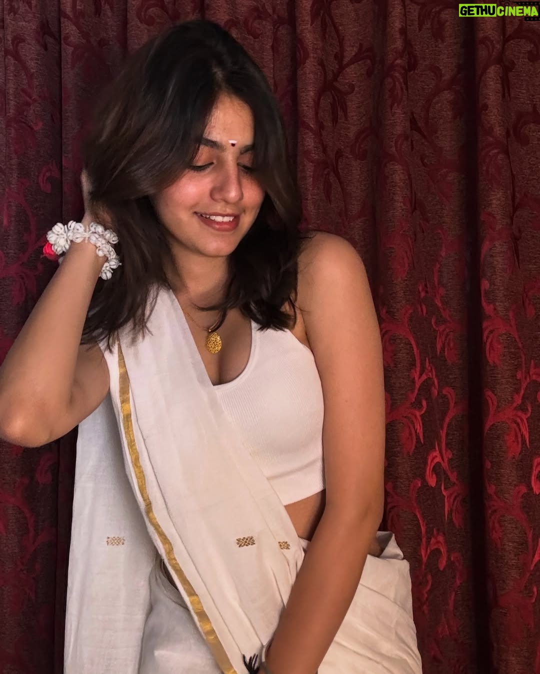 Taniya Oberoi - 20.3K Likes - A bit of South Indian tadka in Punjabi kuri šš
.
.
.
#insta #instagram #instagood #instadaily #love #instalike #like #follow #photography #photo #photooftheday #viral #likeforlikes #picoftheday #trending #instamood #india #fashion #likes #nature #followforfollowback #happy #style #instapic #life #explore #model #art #beautiful #explorepage