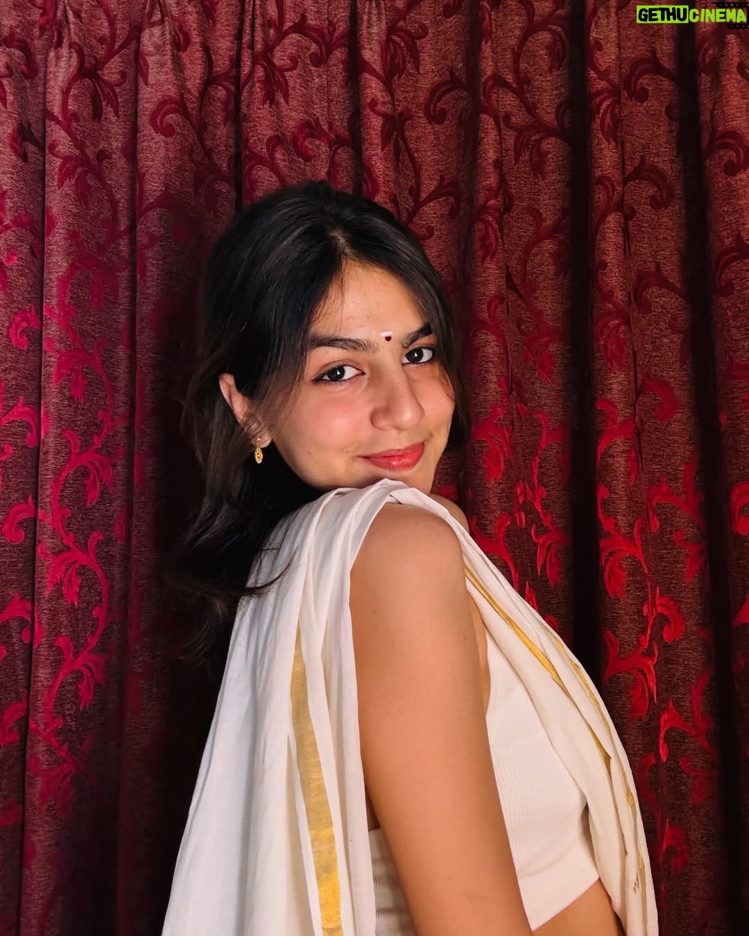 Taniya Oberoi - 20.3K Likes - A bit of South Indian tadka in Punjabi kuri šš
.
.
.
#insta #instagram #instagood #instadaily #love #instalike #like #follow #photography #photo #photooftheday #viral #likeforlikes #picoftheday #trending #instamood #india #fashion #likes #nature #followforfollowback #happy #style #instapic #life #explore #model #art #beautiful #explorepage