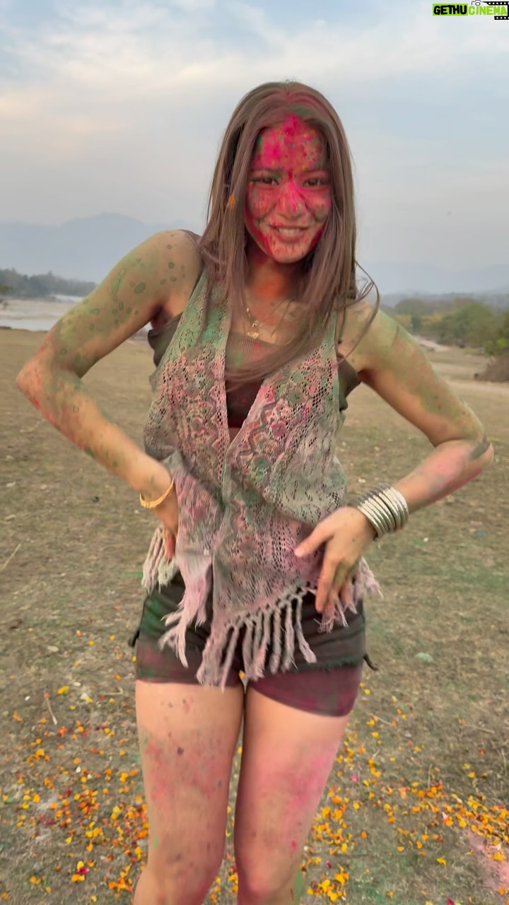 Tanu Rawat - 878K Likes - Happy holi ❤️
#tanurawat33 #holi