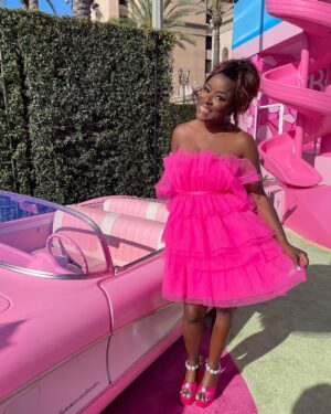 Tiffany Brooks Instagram - Did someone say #NationalBarbieDay? 👀

Throwback to the @barbiethemovie premiere 💖✨🪩

.
.
.

#moviepremiere #barbie #throwbacknothursday #allpinkeverything