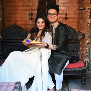 Tiyasha Lepcha Instagram - Let’s celebrate the festival of colours with positivity and laughter! May your life be as colourful and joyful ..!! Subho Dol from our side ..!! 🙏🏻😀😀