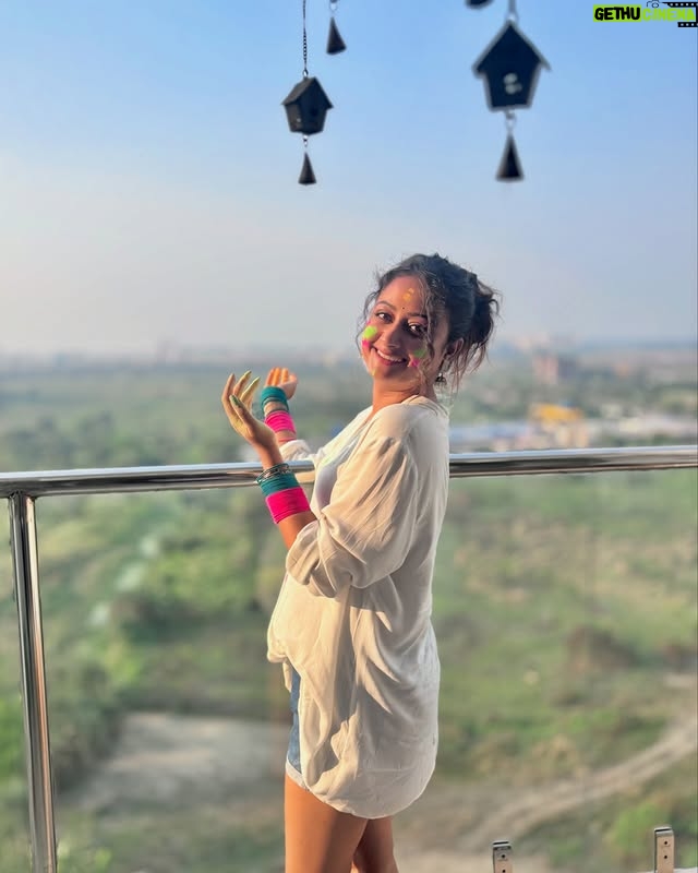 Tonni Laha Roy - 27.6K Likes - 🩷🩵💚💛♥️🧡💜💙