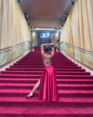 Tori Evans Instagram - Back at it 😉✨
.
.
.
My first Oscars and it couldn’t have been any better being back with some of my favorite people 🥰

Always the deepest pleasure and honor dancing the most incredible @nopenother moves 🙏🏾

An ultimate blessing not only work but to dance along side Mandy’s talented choreo team, my long lost sister @nichols14 , the absolute best @robertroldan_ and witty @marcquet.hill 

Gah! Biggest shout out to the sweetest @claireelizabethross and @jackieepaull for holding us down!

And to the dancers; old friends, new friends and family, what a night we will forever share together ✨

Xoxo
Tee

P.S
Had to get him back lol 😜