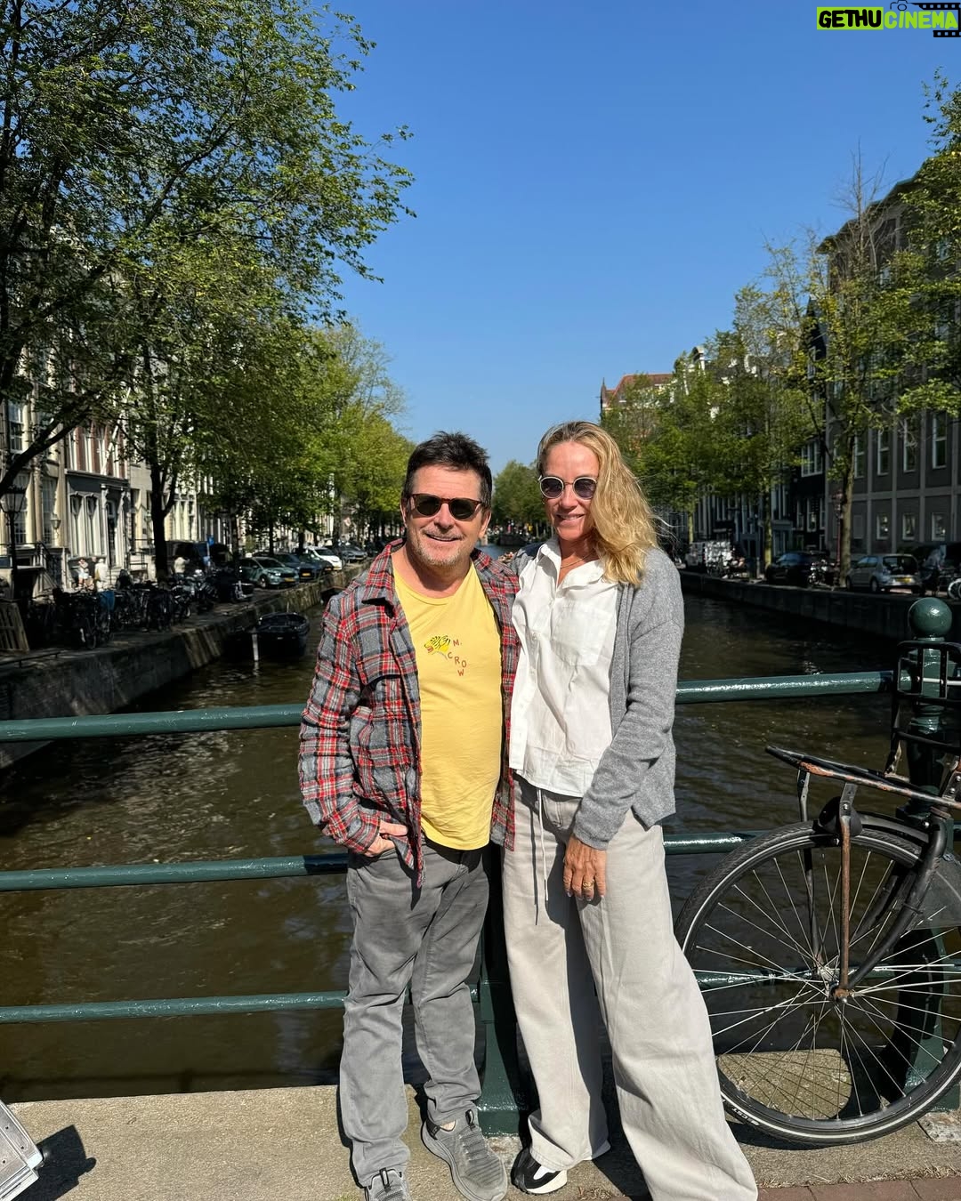Tracy Pollan - 54.4K Likes - Happy Valentine’s Day my love, will you please be mine? ❤️❤️❤️