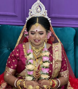 Triparna Bandyopadhyay Instagram - 15th December misti bride // Triparna // @the_foodielady 
Product- huda beauty 
Book your special day 7031476499 

next basic to advance diploma course, starting from 21st December in Kolkata, book your set now, Contact 7031476499

Next pro masterclass, Continue, four days advance class in Kolkata Dum Dum starting from eight January contact 7031476499

Next basic to advance, Continue seven days Hairstyle Class starting from 14 January in Kolkata Dum Dum contact 7031476499