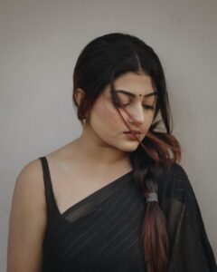 Actress Triparna Dey HD Photos and Wallpapers August 2024