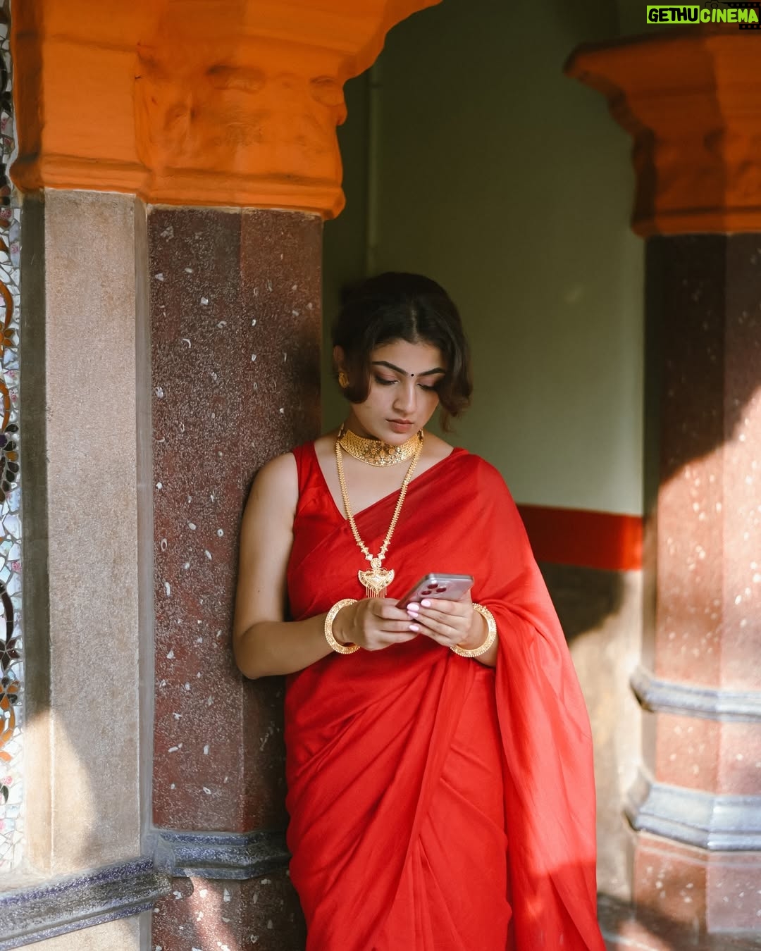 Triparna Dey - 3 Likes - The perfect candid doesn’t exi……….
📸 - @aniruddhanag93