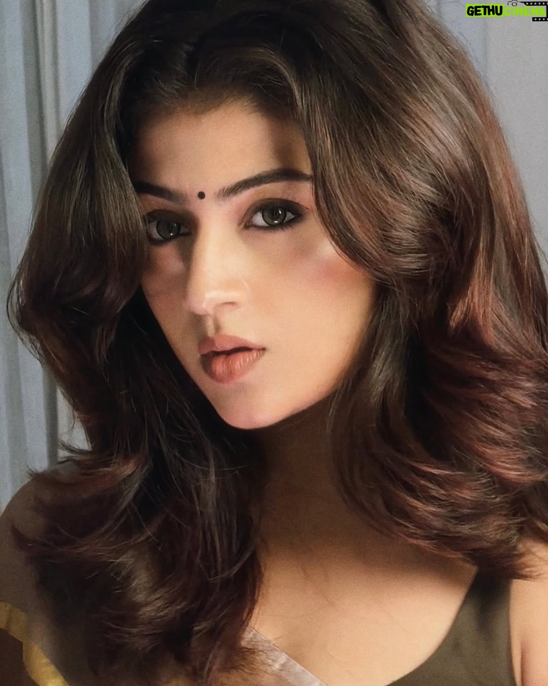 Triparna Dey - 12K Likes - If I look back, will our eyes meet again?