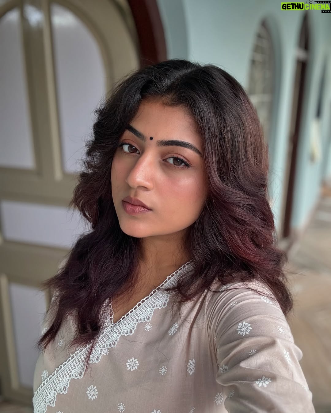 Triparna Dey - 3 Likes - Do not think you need to react to everything that bothers you’
Just BREATHE and stay in PEACE 🤍
#nofilter
