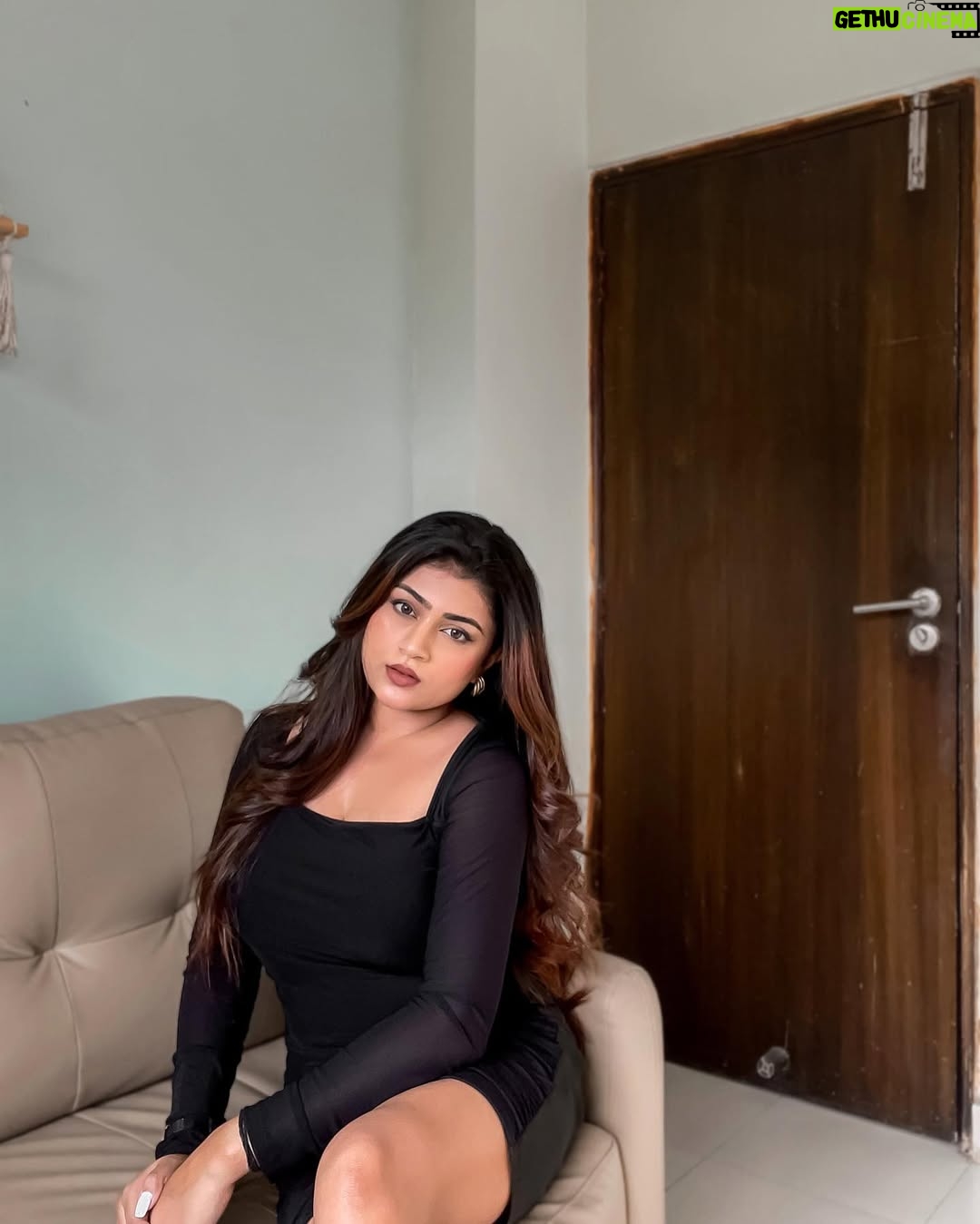 Triparna Dey - 3 Likes - Know your worth ; then add tax 👍🏼
Dress - @urbanic_in