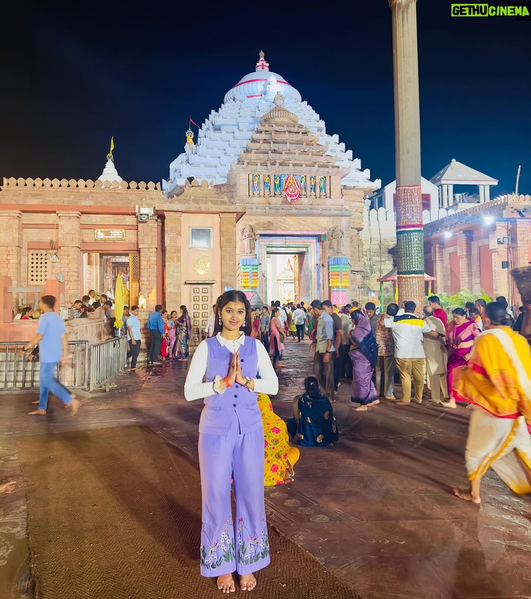 Trupti Mirambika - 2K Likes - Jay Jagannath 🙏
bless us ✨🧿💕
Happy 21th anniversary both 🌹💫🌹
