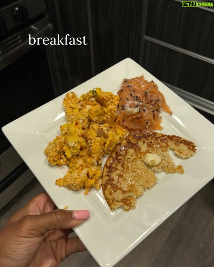 Tyla Gomez - 3.2K Likes - what I’ve been eating lately 💕 #whatieat #whatieatinaday #highproteinlowcarb #healthyeating #weightloss