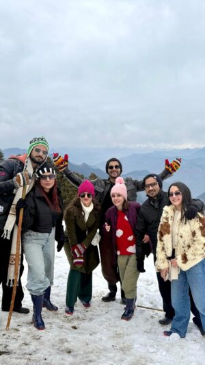 Urvashi Pardeshi Instagram - tag your friends 🫂😂
#comedy #dosti #trending #vacation #manali #viralvideos #singhisking #explore #mountains