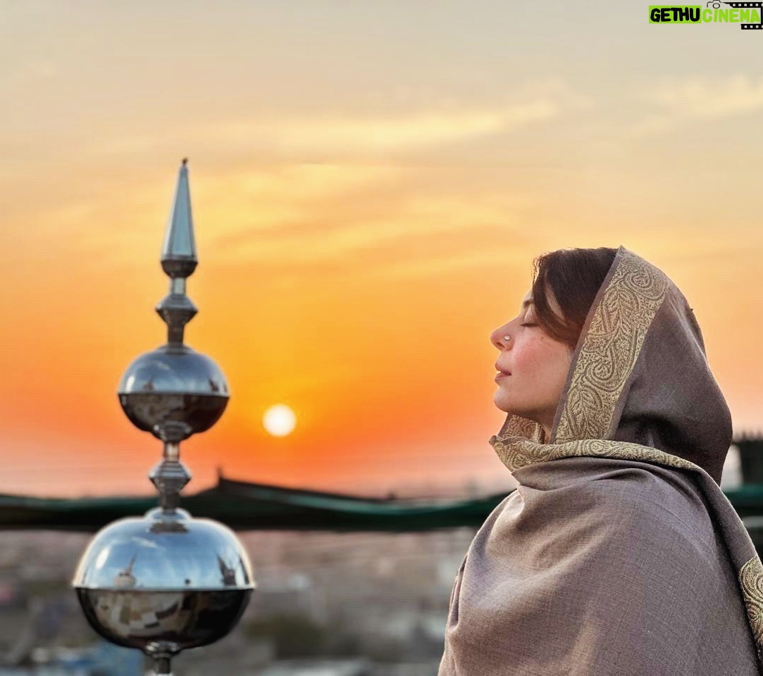 Uzma Hassan - 4.5K Likes - ‘ I searched for God and found only myself.
I searched for myself and found only God.’
~ #rumi
#jummamubarak